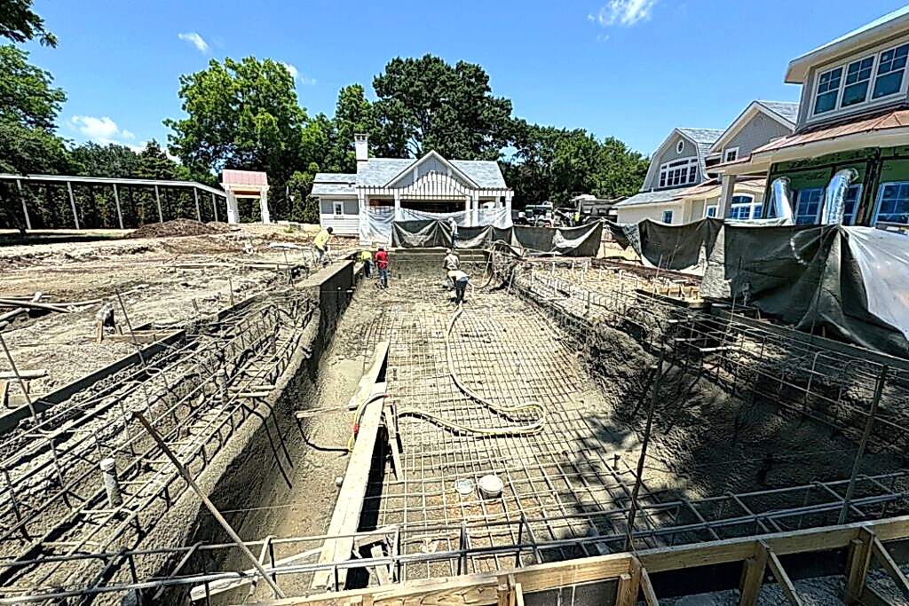 Pool Construction in McKinney, TX - Advance Pools Inc.